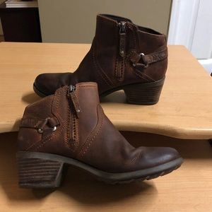 Teva waterproof booties